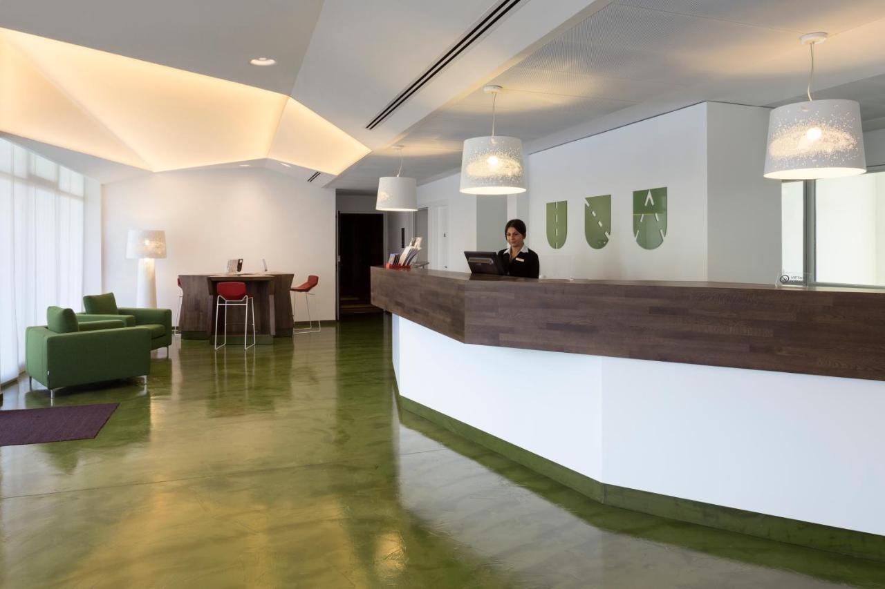 Unaway Hotel ฟาโบร ภายนอก รูปภาพ